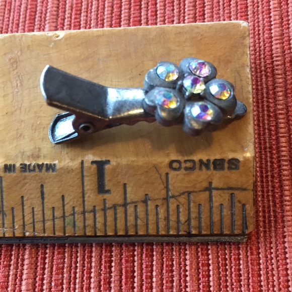 Vintage Barcela Grey & Silver Brooch, Clover Hair Clip & Natural Stone Amulet - Picture 9 of 9